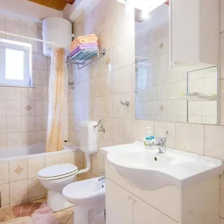 アパート Kirigin - Comfort Two Bedroom With Terrace And Sea View Lile ドゥブロブニク